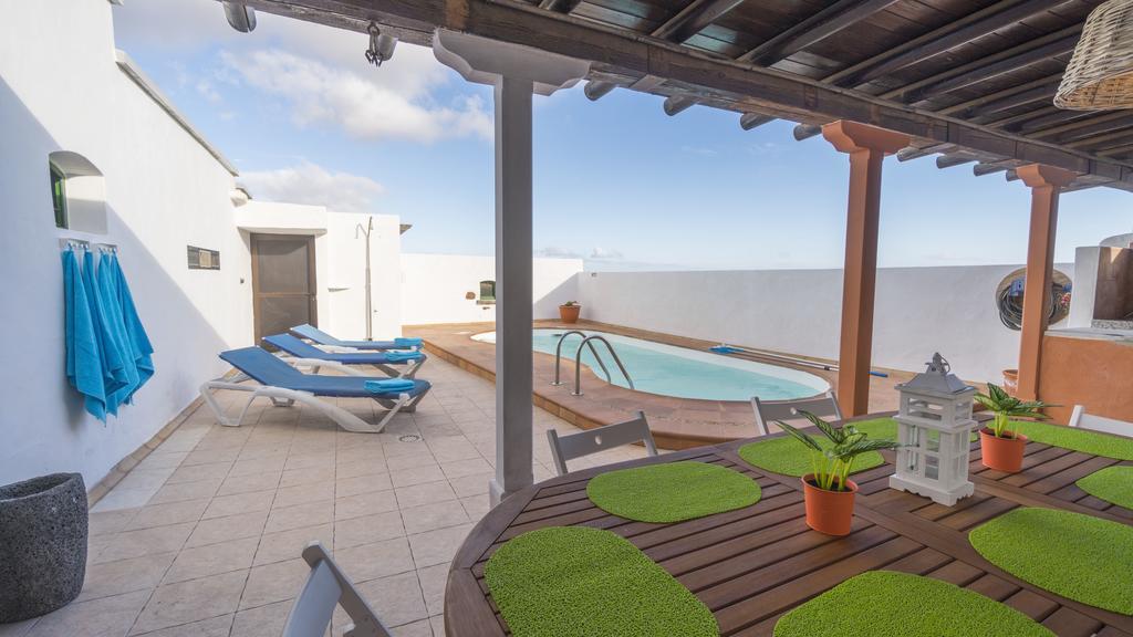 Villa With Amazing Views, Jacuzzi And Private Pool San Bartolomé Exteriör bild