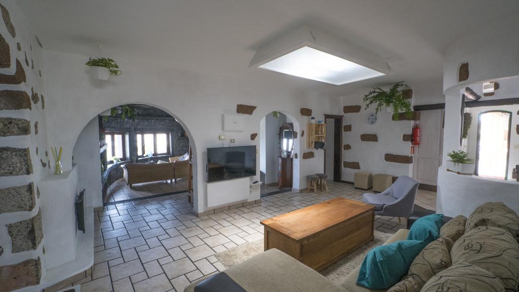 Villa With Amazing Views, Jacuzzi And Private Pool San Bartolomé Exteriör bild