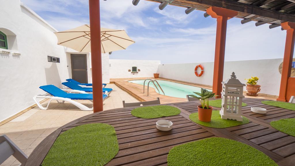 Villa With Amazing Views, Jacuzzi And Private Pool San Bartolomé Exteriör bild